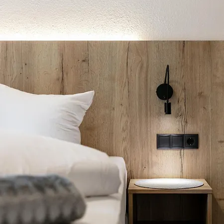 La Chiesa Lukas Apartment