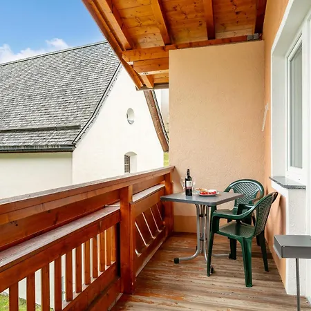 La Chiesa Lukas * 奥伯古格尔