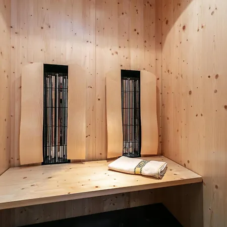 La Chiesa Lukas Apartment