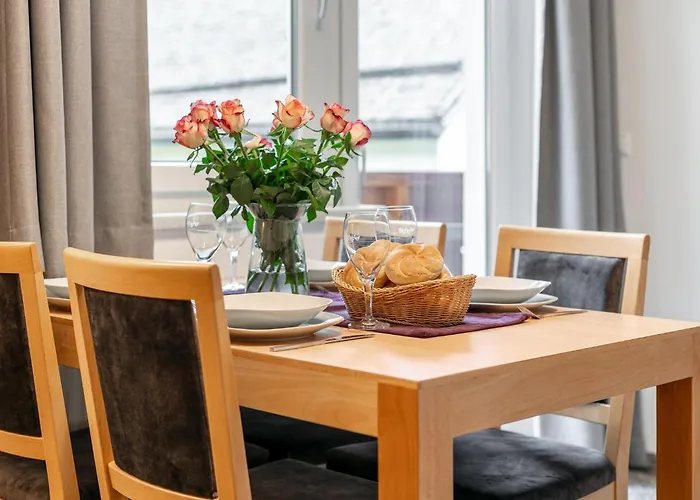 La Chiesa Lukas اوبرغورغل