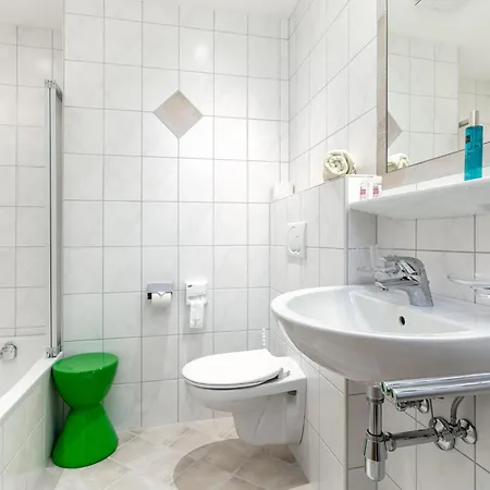 公寓 La Chiesa Lukas *