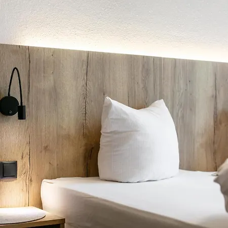 La Chiesa Lukas 公寓 奥伯古格尔