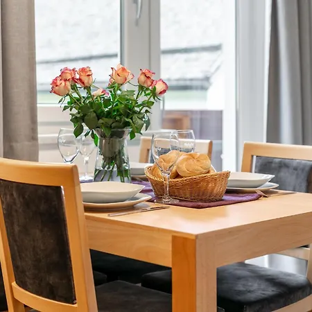 La Chiesa Lukas オーバーグールグル