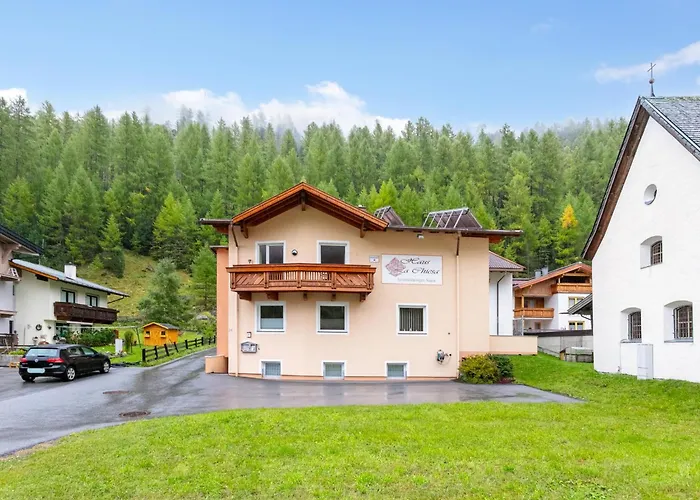 La Chiesa Lukas アパート *